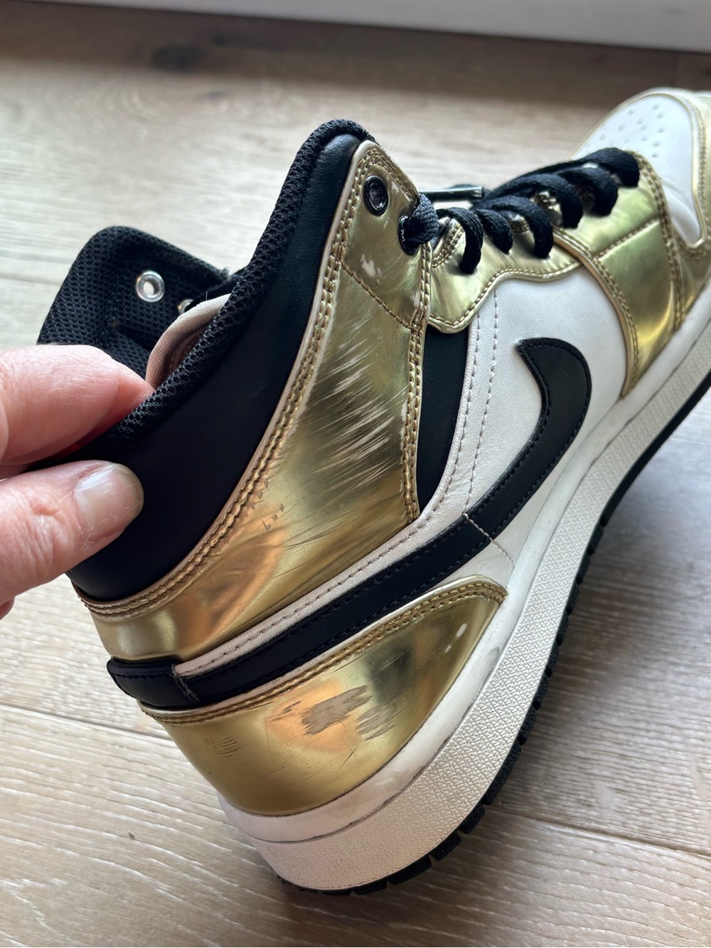 Nike Air Jordan 1 Mid White, Metallic Gold & Black - Picture 5 of 9
